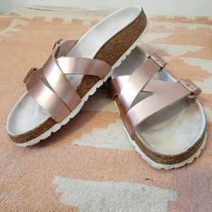 Birkenstock Yao Sandal in Rose Gold